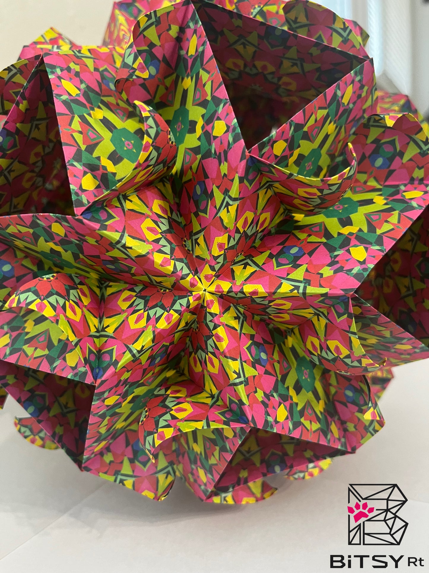 HYPNOTIC KALEIDOSCOPE